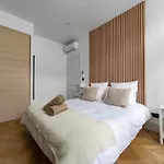 Jaures - Design Et Climatises En Centre