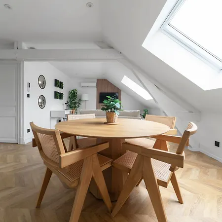 Jaures - Design Et Climatises En Centre *