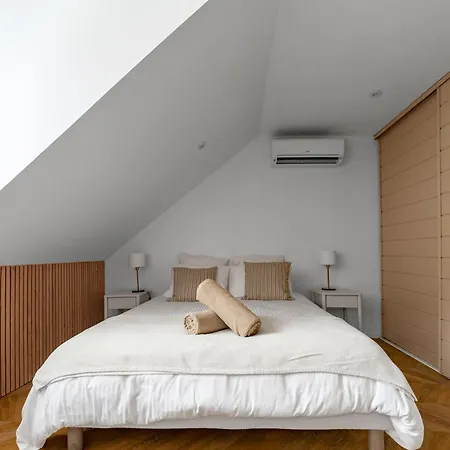 Jaures - Design Et Climatises En Centre