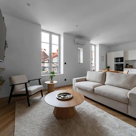 Jaures - Design Et Climatises En Centre