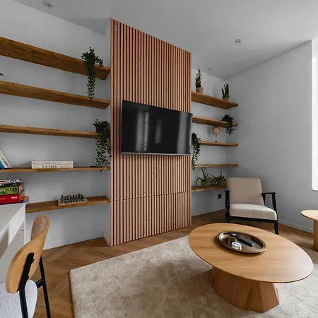 Jaures - Design Et Climatises En Centre