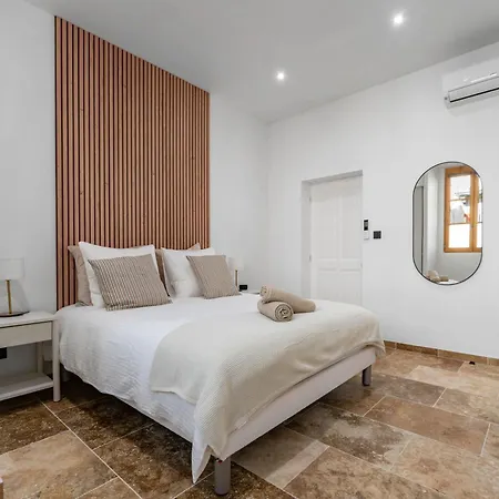 Jaures - Design Et Climatises En Centre