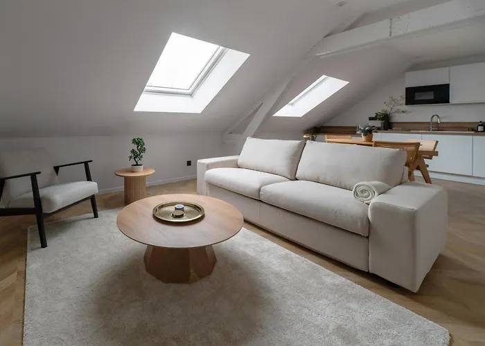 Jaures - Design Et Climatises En Centre *