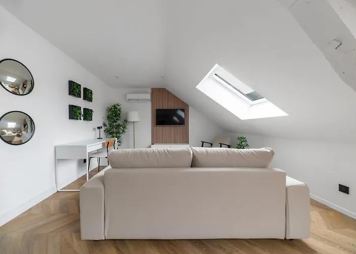 Jaures - Design Et Climatises En Centre