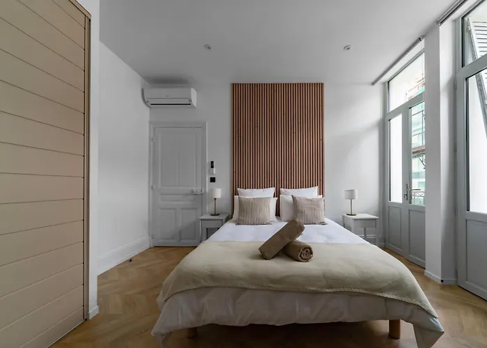 Jaures - Design Et Climatises En Centre *