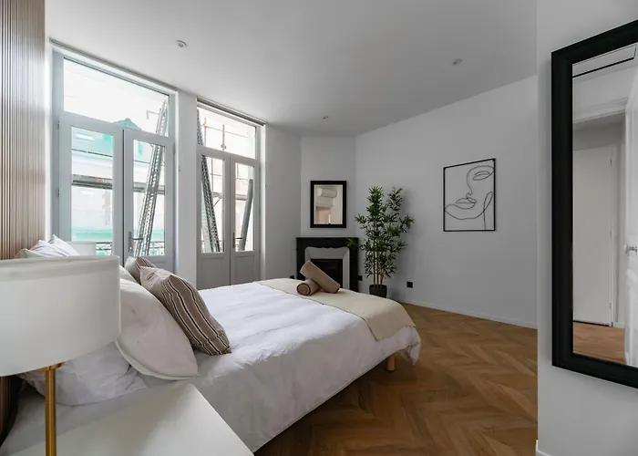 Jaures - Design Et Climatises En Centre *