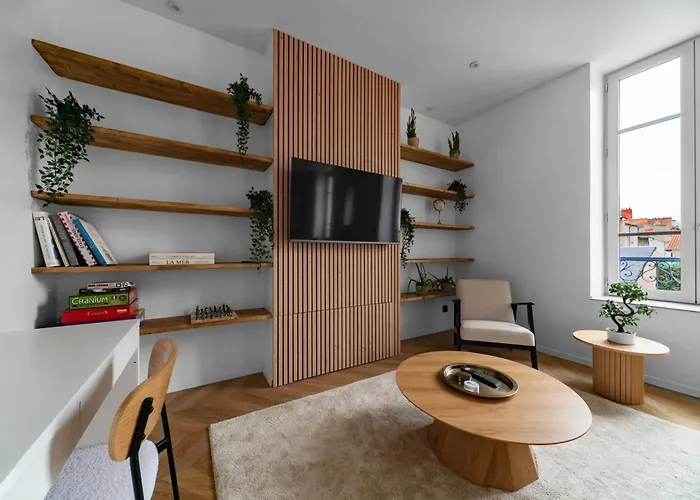 Jaures - Design Et Climatises En Centre