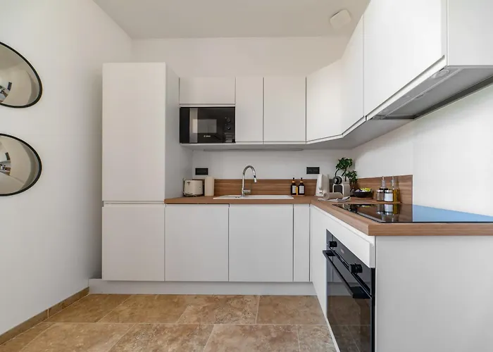 Jaures - Design Et Climatises En Centre * Виши